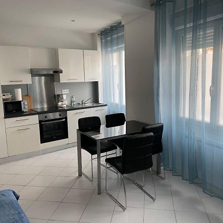 Francescas Appartement Meuble מראה חיצוני תמונה